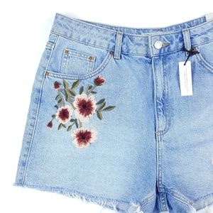 embroidered mom shorts
